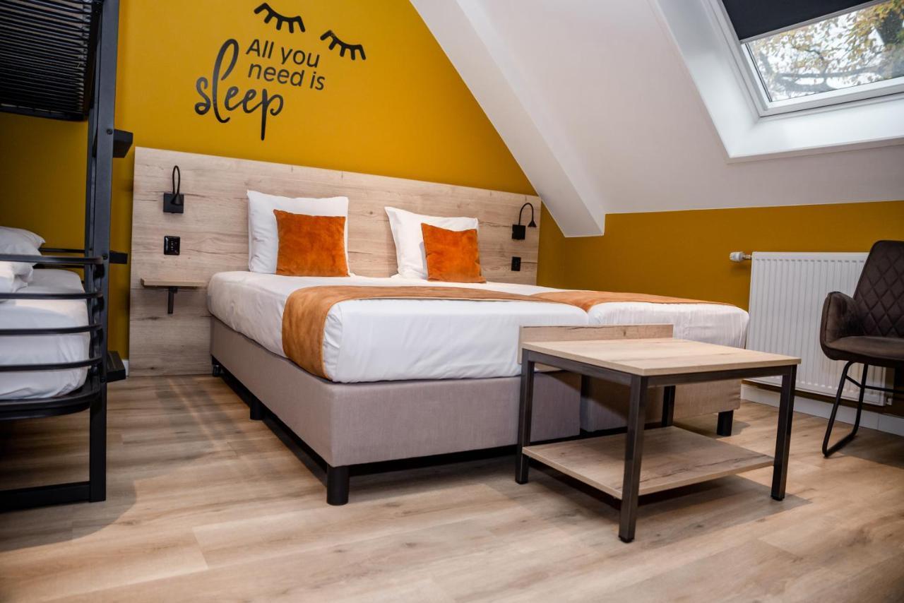 Hotel Onder De Linden Роден Экстерьер фото