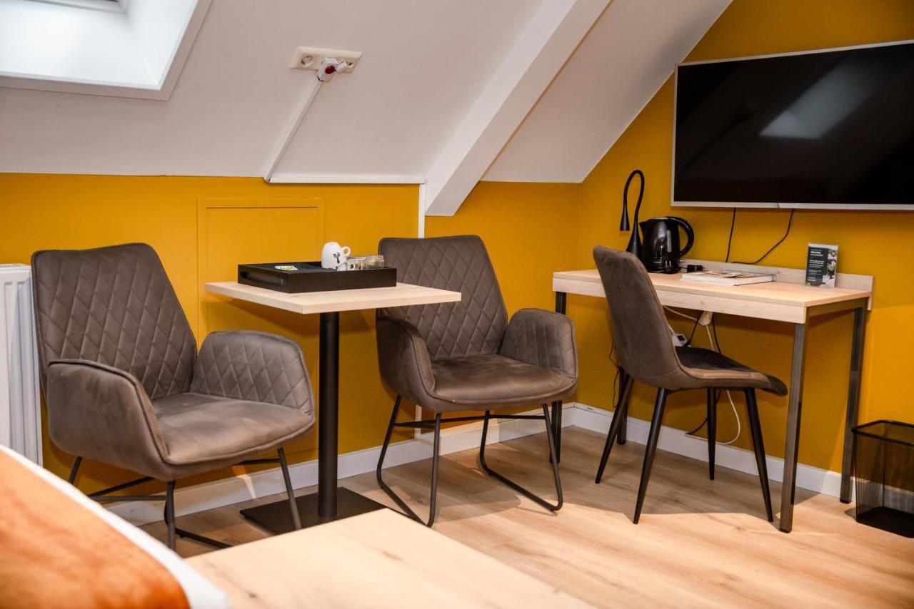 Hotel Onder De Linden Роден Экстерьер фото
